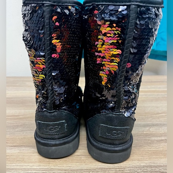 UGG Classic Short Boot / Winter Boot / Black n Copper Reversable Sequins Size 7 - Picture 5 of 11